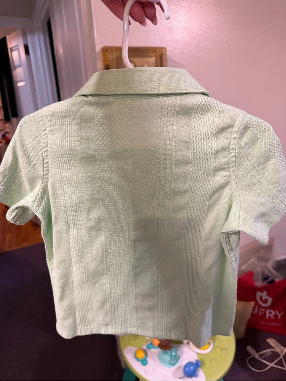GAP light green